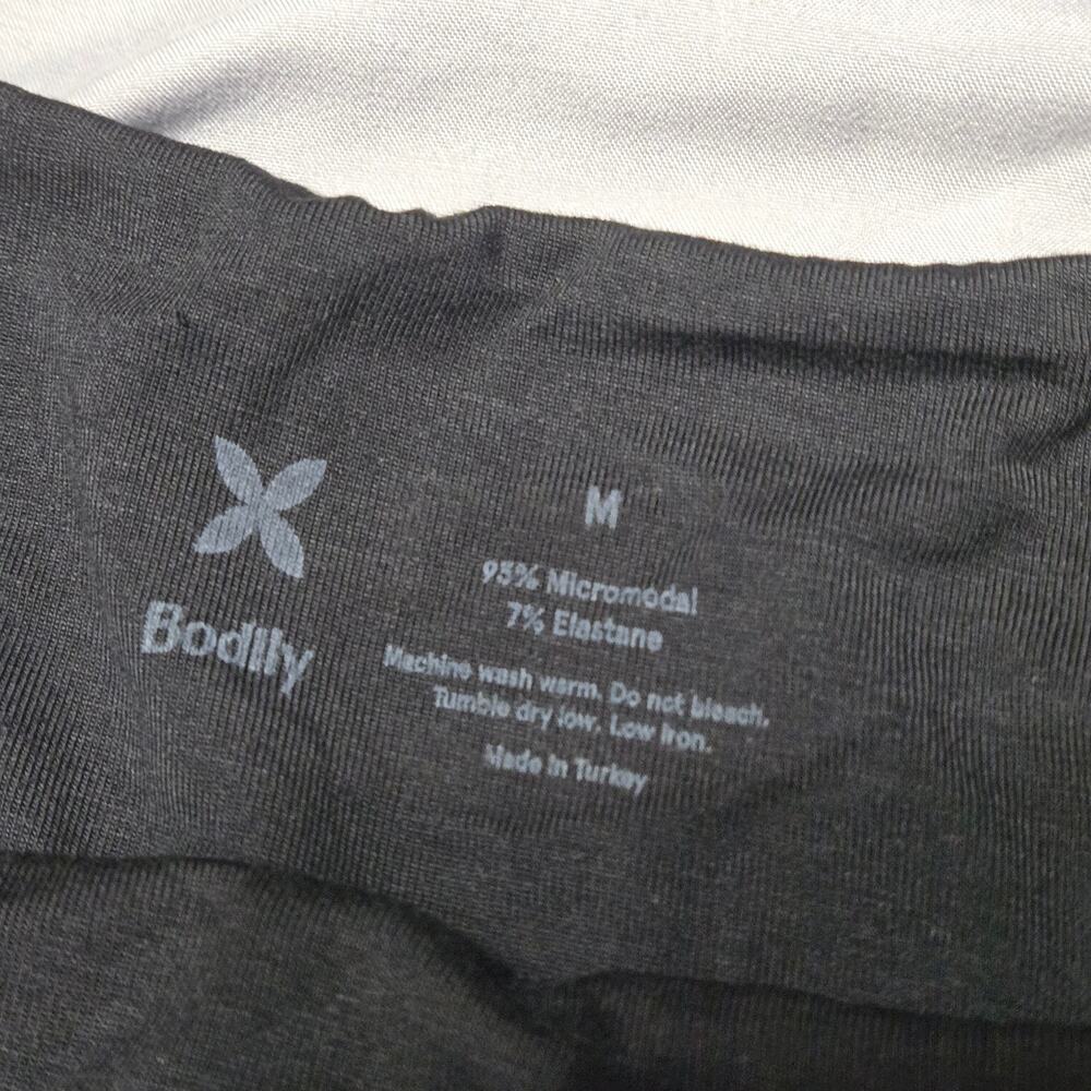Bodily Sz Medium Black Maternity & Postpartum Nursing Camisole - Picture 4 of 6